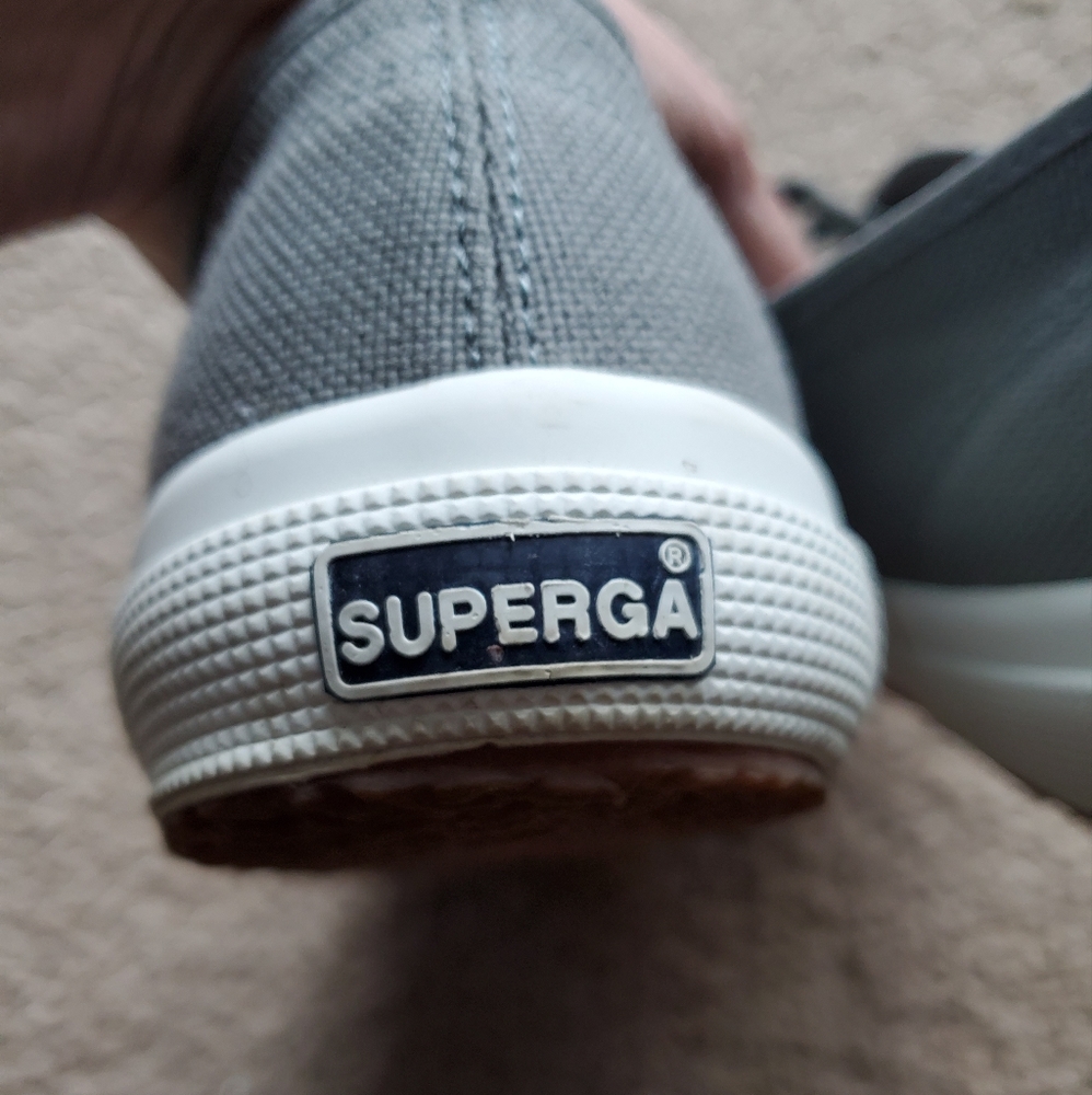 LIKE NEW Superga 2750 Cotu